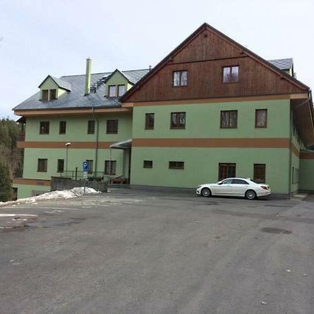 Apartmany Karlov Pod Pradedem Mala Moravka Exterior photo